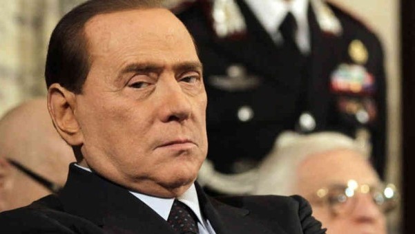 Tour elettorale in Puglia per Berlusconi nonostante la febbre. Sosterrà la Poli Bortone contro il fittiano Schittulli