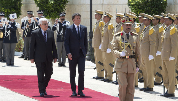 Renzi in Israele: "La pace sarà possibile solo con due Stati e due popoli, e solo se sarà garantita piena sicurezza di tutti"