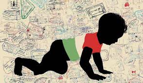 Cittadinanza, la Camera dice addio allo ius sanguinis: saranno italiani i bimbi nati in Italia da genitori stranieri. Il testo passa al Senato